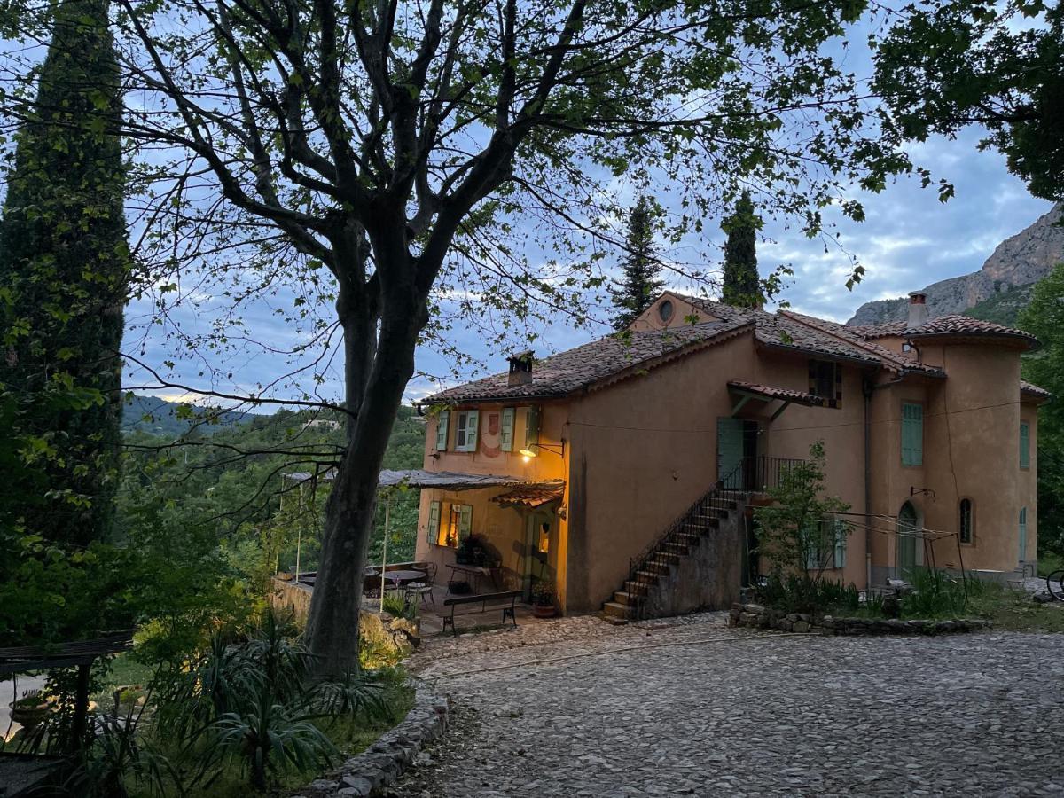 Maison d'Hôtes à Angouire Moustiers-Sainte-Marie Exterior foto
